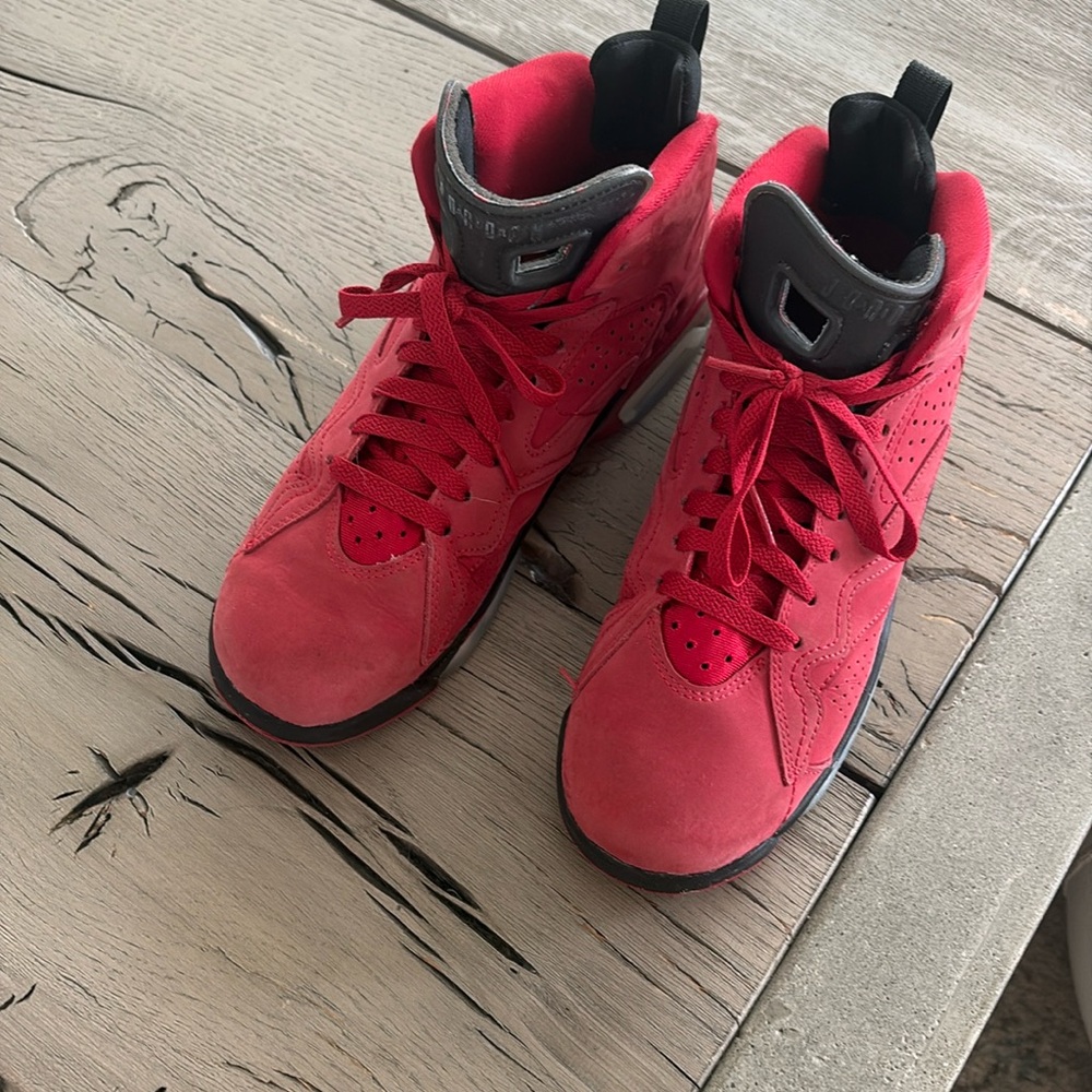 Nike air Jordan basketball shoes